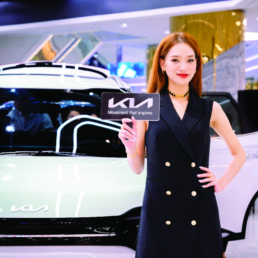 DẤU ẤN CỦA TUẦN LỄ THỜI TRANG “XE VÀ PHONG CÁCH” TẠI KHU TRƯNG BÀY KIA