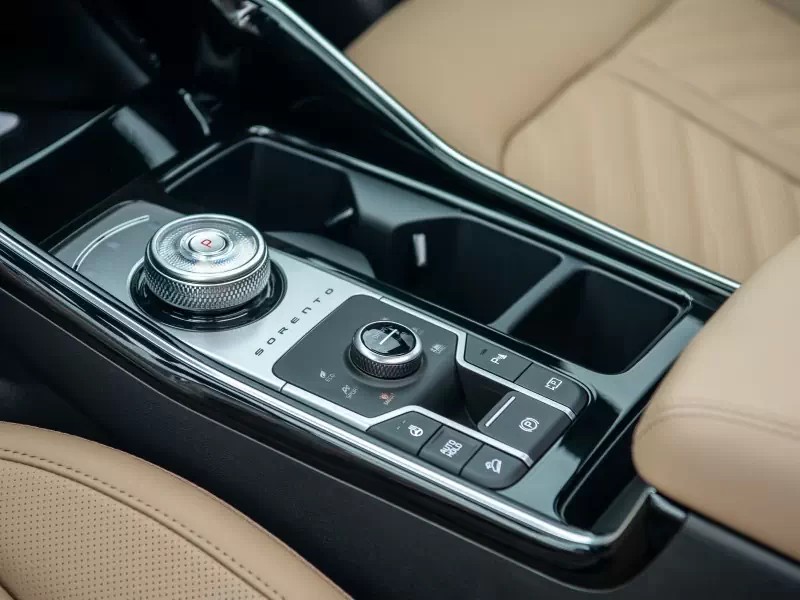 New Sorento Hybrid - Noi that - Chuyen so dang num xoay