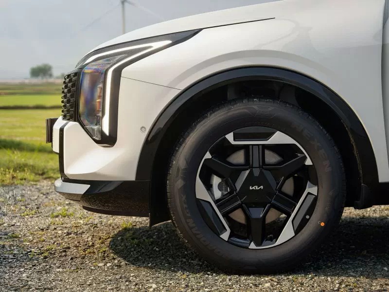 New Sportage Hybrid - Ngoai that - Mam xe thiet ke moi